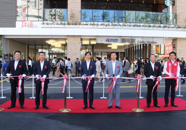 トリエ京王調布が開業