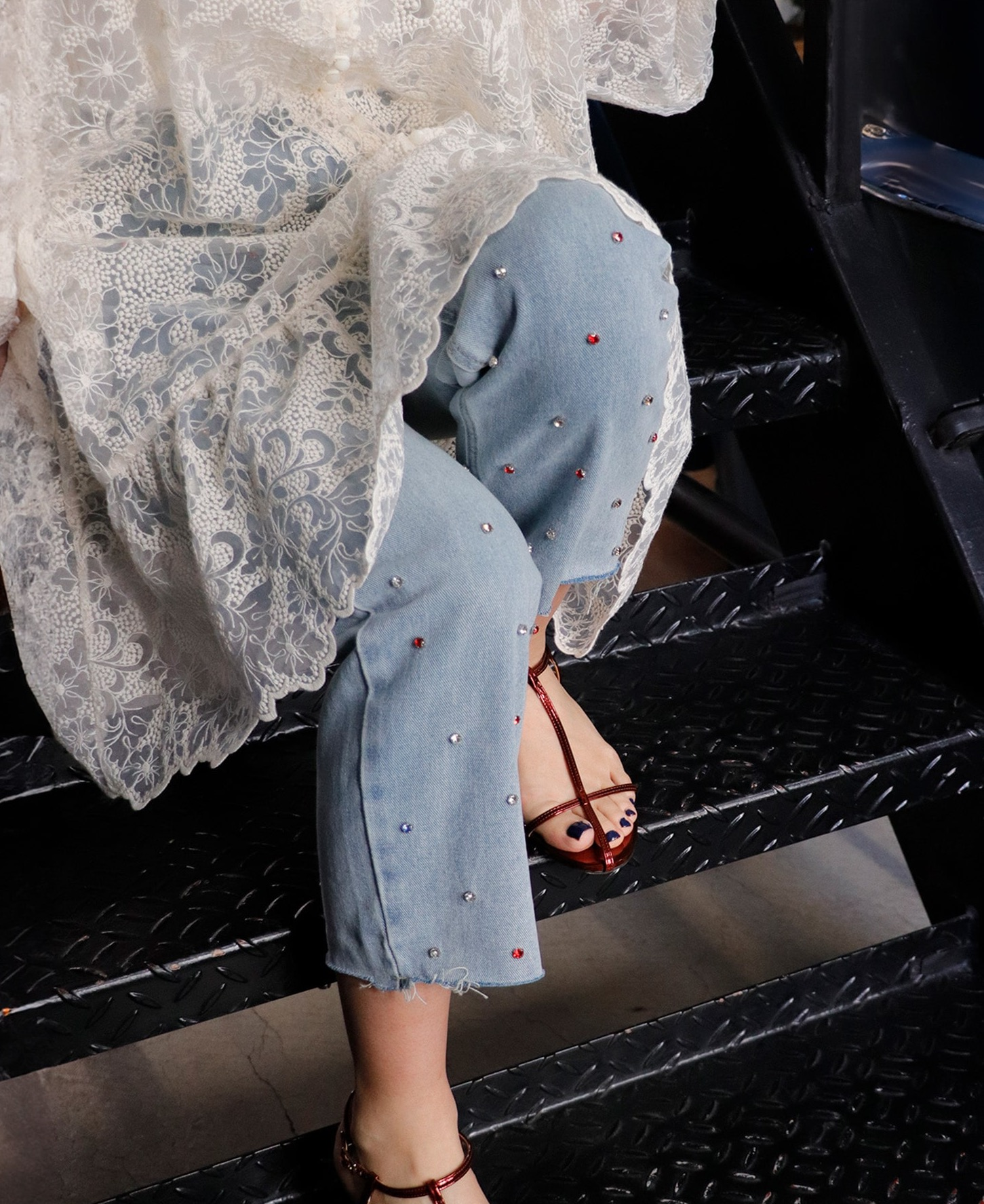 👖ラインストーンデニムパンツ👖｜スリーフォータイム｜ショップ