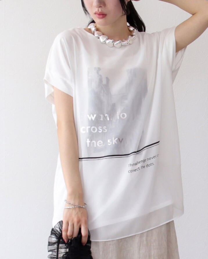 新品　アミリージュ　蝶のグラフィック バタフライプリントZIPTシャツ Free バタフライTシャツ[品番：GORW0009272]｜GORGE （ゴージ）の