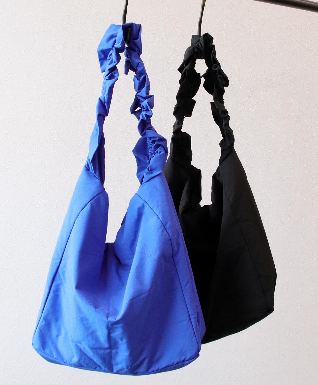 フリルハンドルビッグBAG｜スリーフォータイム｜ショップ