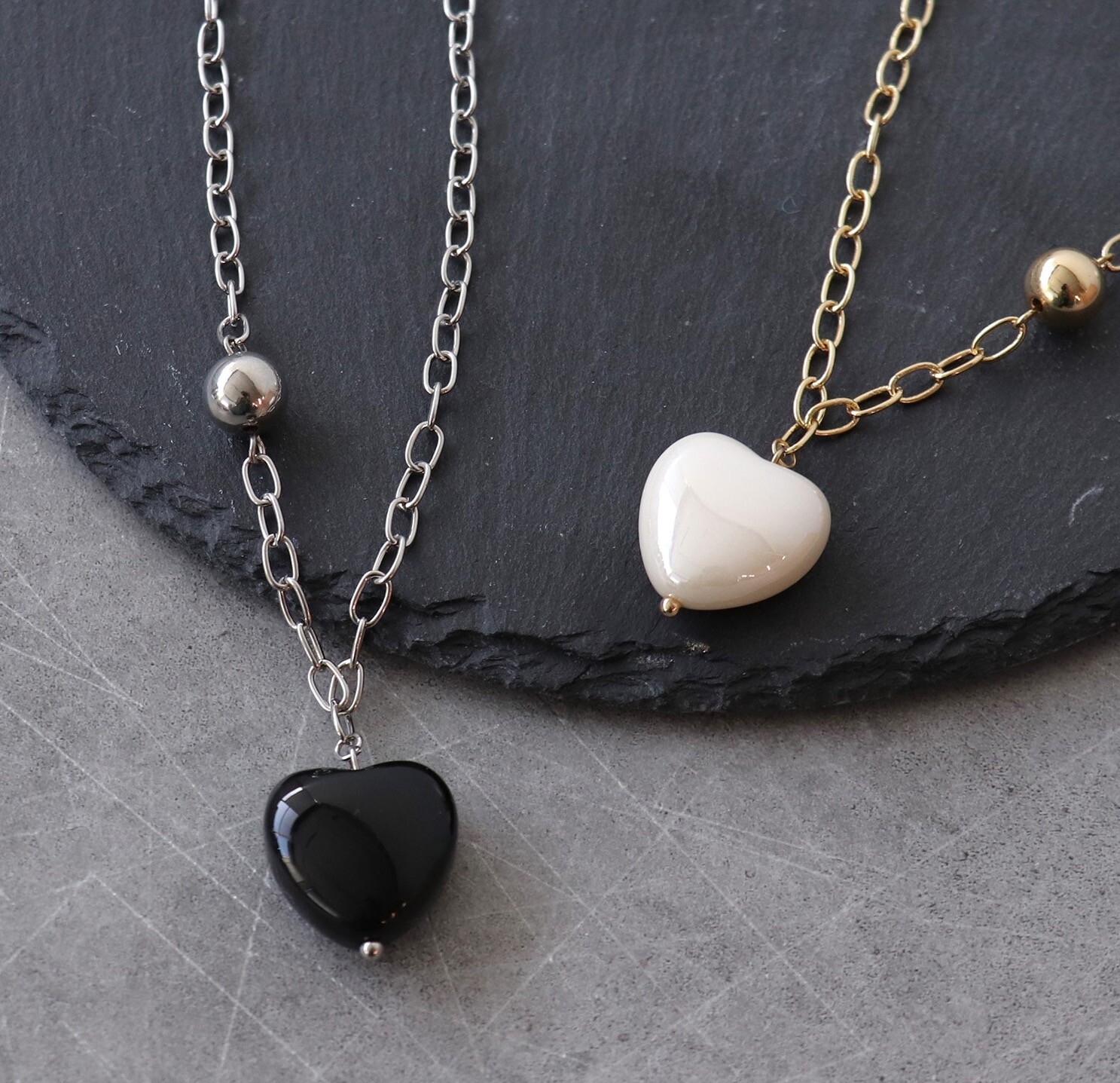 期間限定 数量限定 🤍ハートチェーンネックレス🖤｜スリーフォータイム｜ショップ 小物
