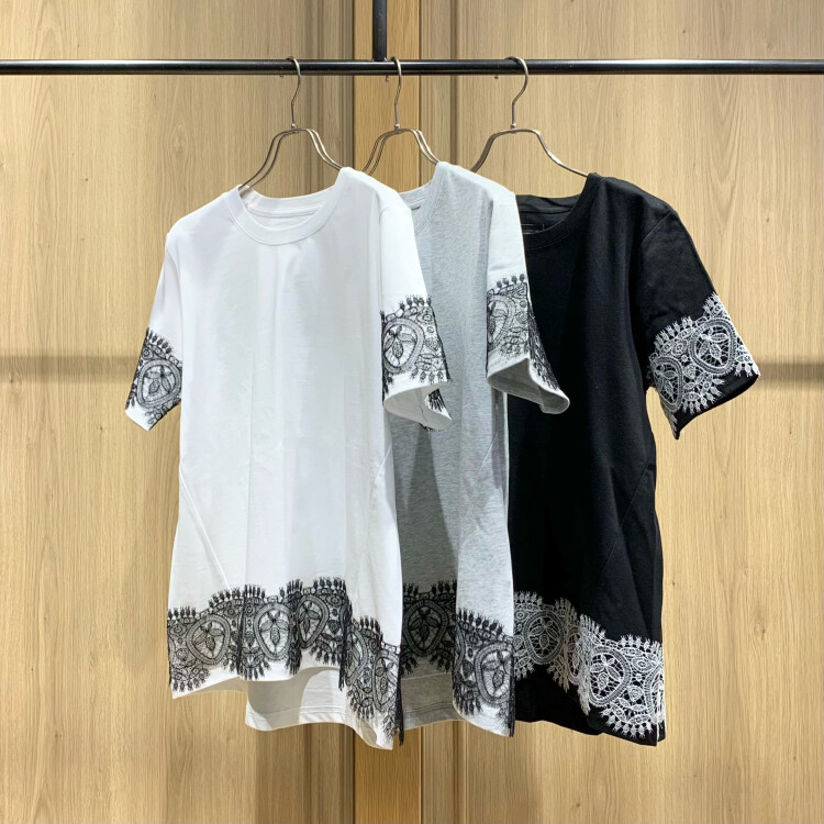 裾にグルッと回り込みPO