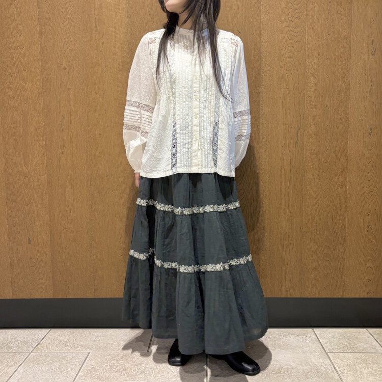 ピンタレースBL × ラインで刺繍でギャザSK