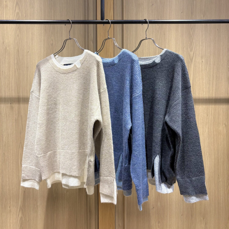 ダブル衿スリット配色PO