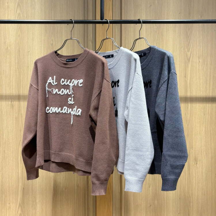 刺繍でピロロニット