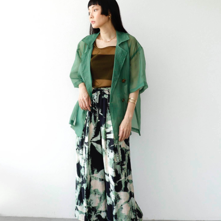 💚シアーハーフジャケット🖤