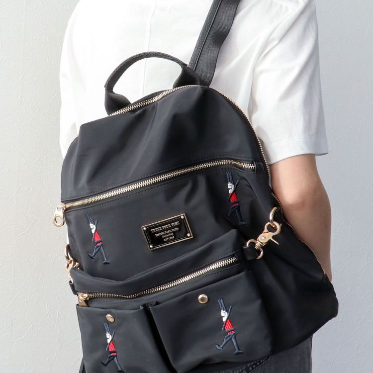 💂🏻‍♀️ショルダーポーチ付き刺繍4WAYナイロンリュック🎺