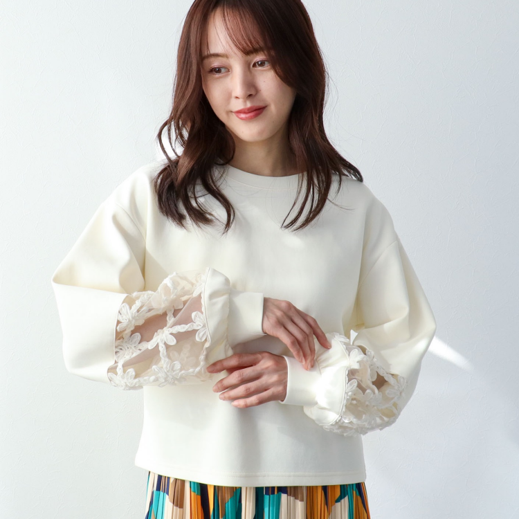 💐立体レース切替プルオーバー💐