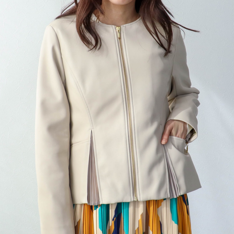 👚ペプラムフェイクレザージャケット👚