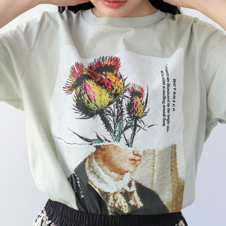 🥀アートプリントＴシャツ🪹
