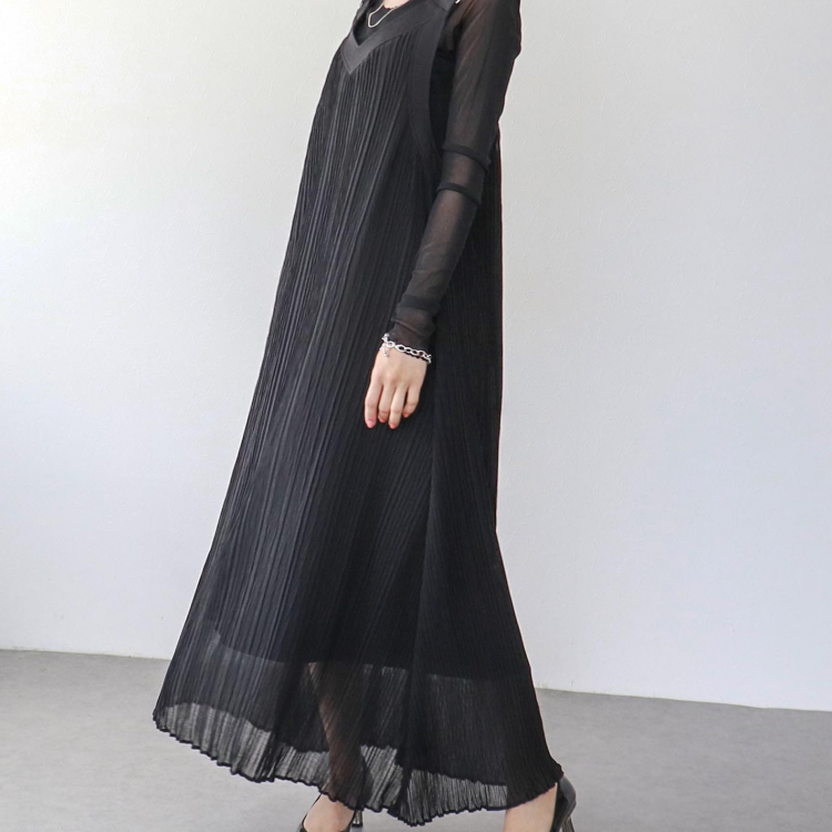 👗ランダムプリーツワンピース👗
