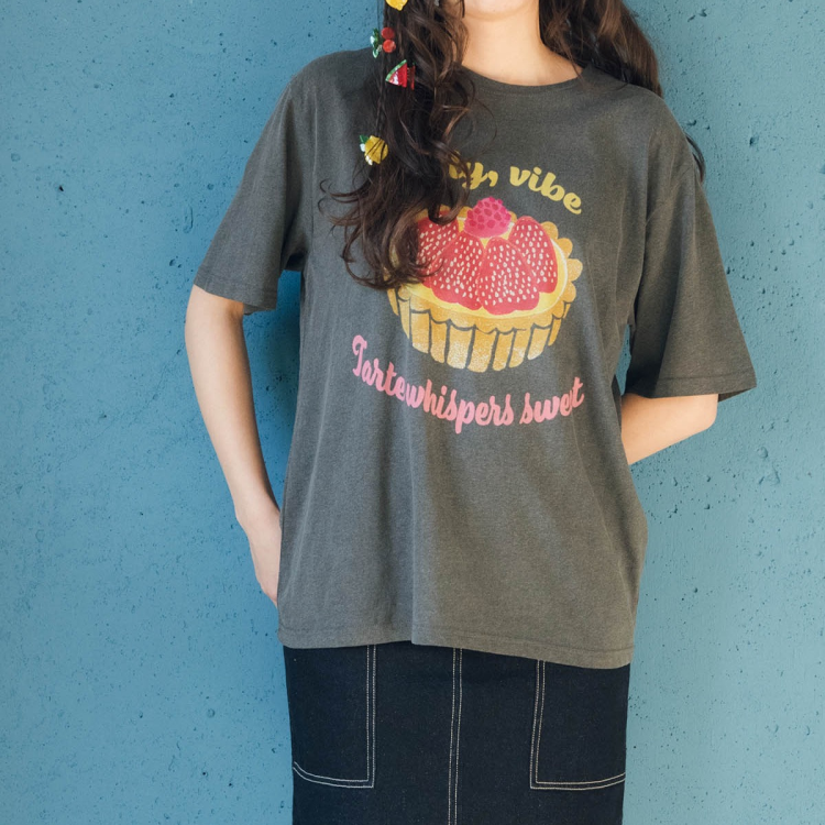 🍓 イチゴタルト柄Tシャツ🍴