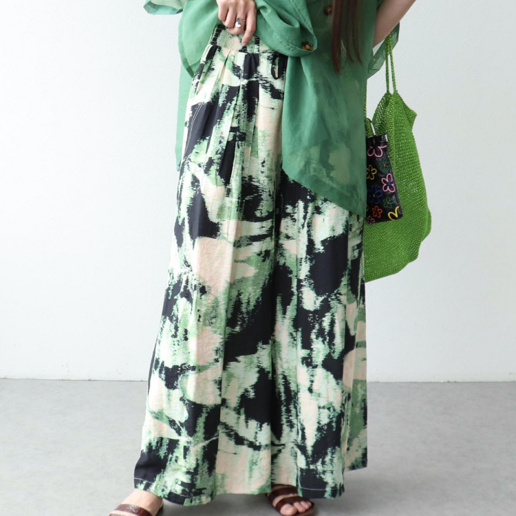 🌿ボヘミアンプリントタックフレアパンツ🌿