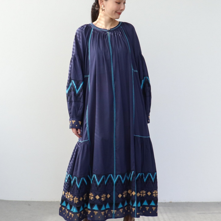 ☁️コットンレーヨン刺繍ワンピース☁️