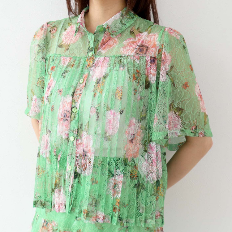 🌷ボカシフラワーレースプリーツブラウス🌷
