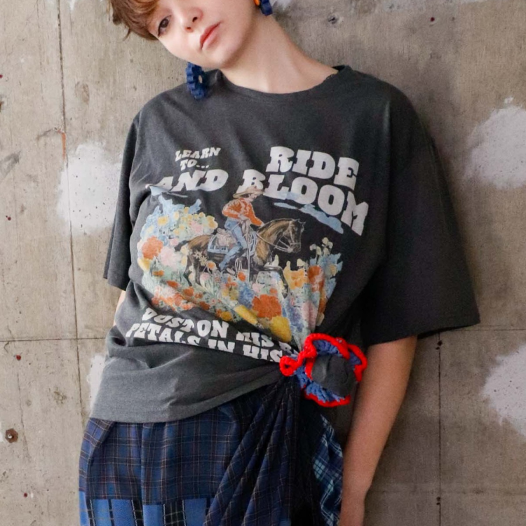 🐎カウボーイフラワーTシャツ🌼