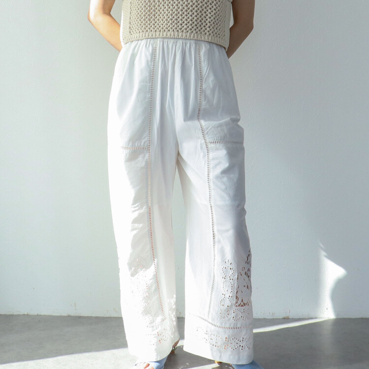 🐇カットワーク刺繍パンツ🫧