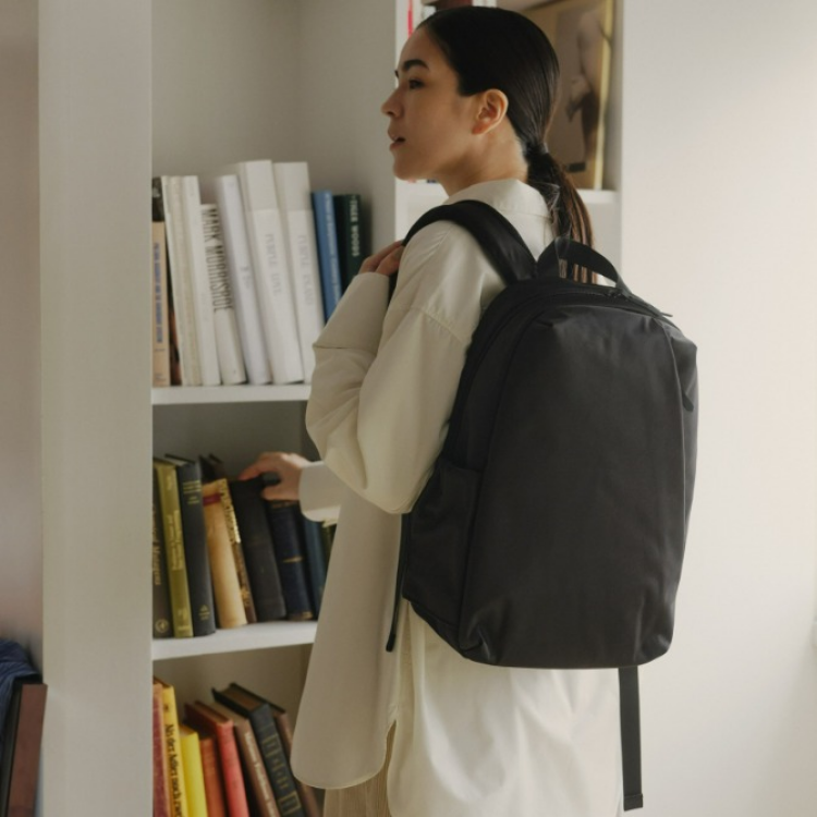 「無重力リュック」から、新モデル無重力リュックplusが仲間入り！