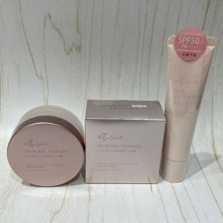 キメ細かな透明パウダーに限定カラーが登場！