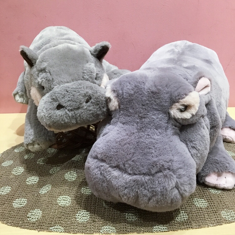 🦛NEW🦛カバひざぬいぐるみ