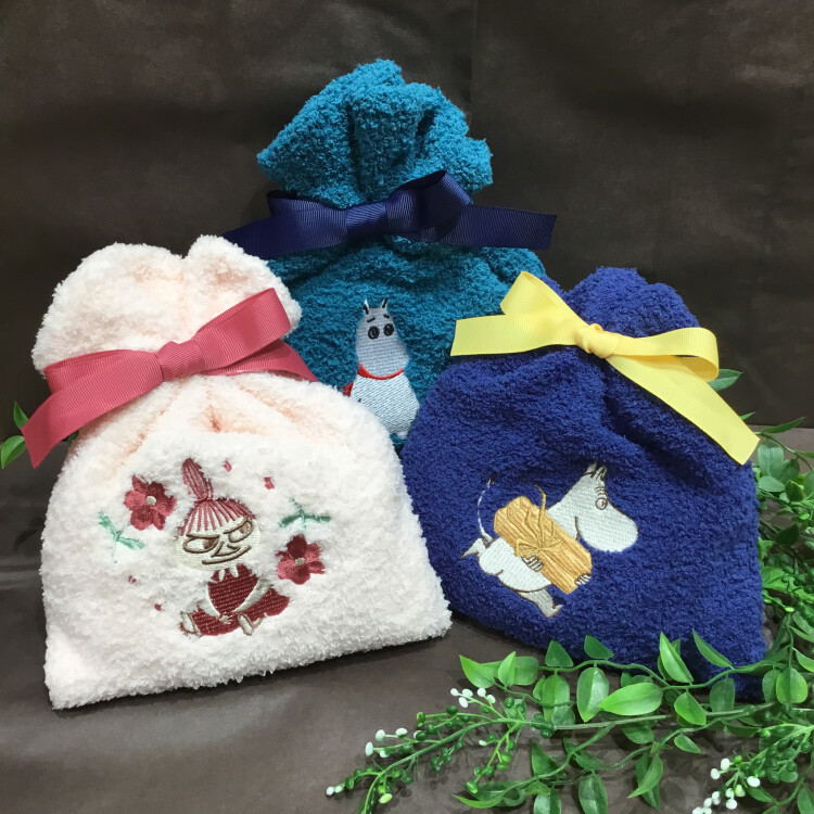 もこもこ靴下と巾着のセットが入荷しました🌟