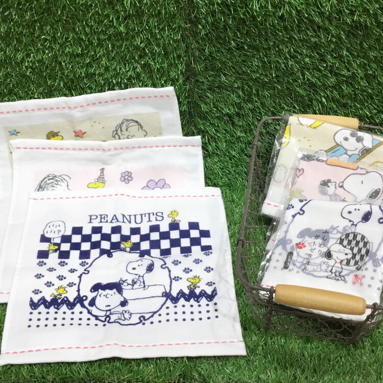 スヌーピーのふんわりガーゼタオルが入荷しました🌟