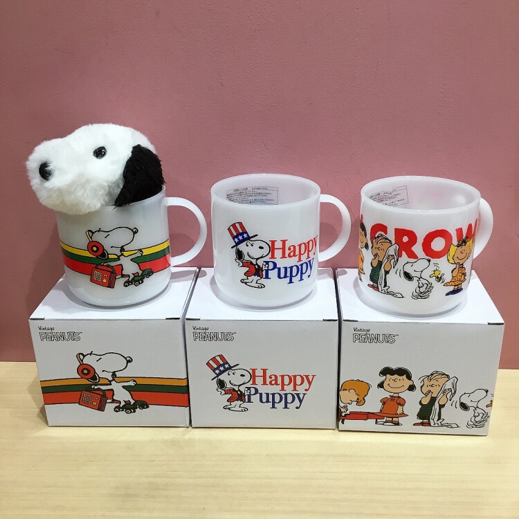 スヌーピーの耐熱ガラスマグ、入荷しました🐾